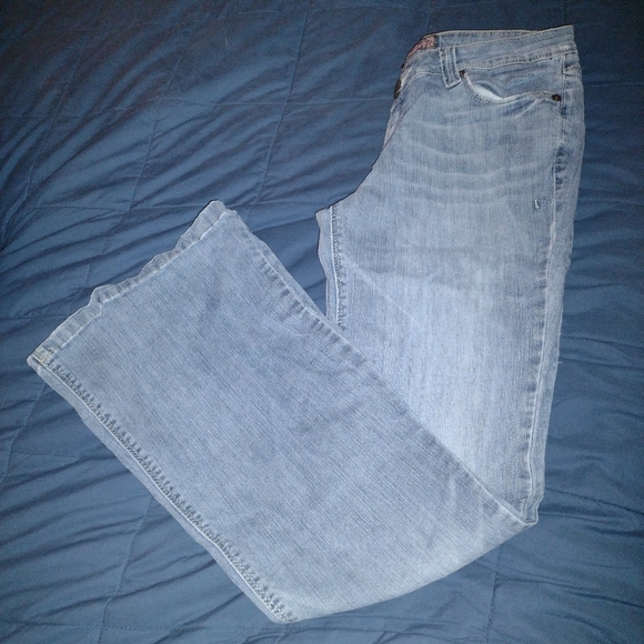 Code of Ethics Light Blue, Flare Jeans - Picture 4 of 9